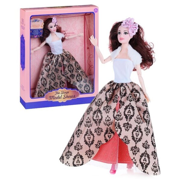 Кукла “Model Shows 2026-2” с аксессуарами в коробке.