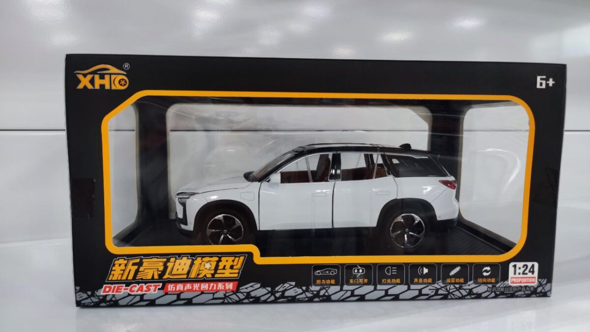 Машинка Die-cast мет. свет+звук Арт. A2412 1