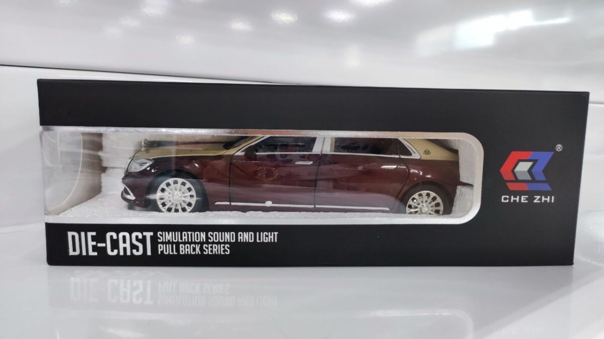 Машинка Die-cast "Mercedes-Maybach" (Арт. CZ137) 2