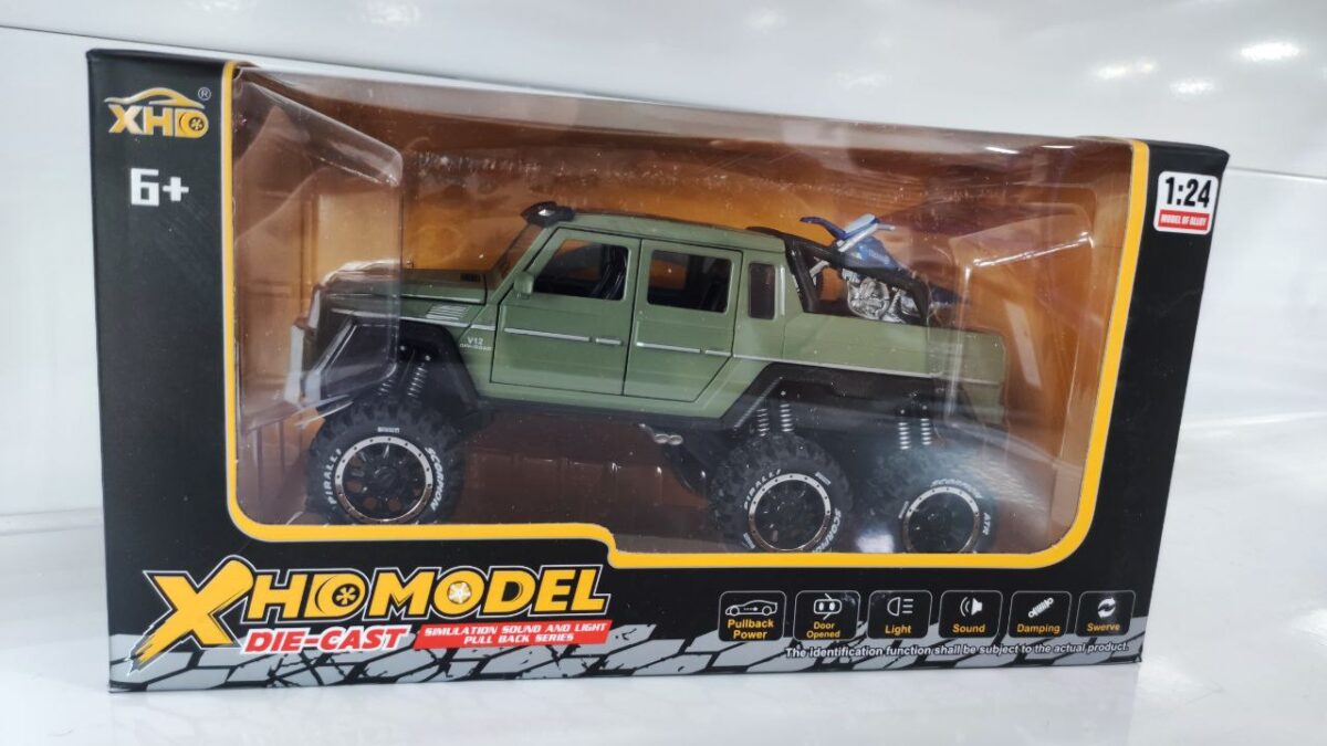 Машинка Die-cast "Mercedes-Benz G63 AMG 6X6" (Арт. A3203) 3