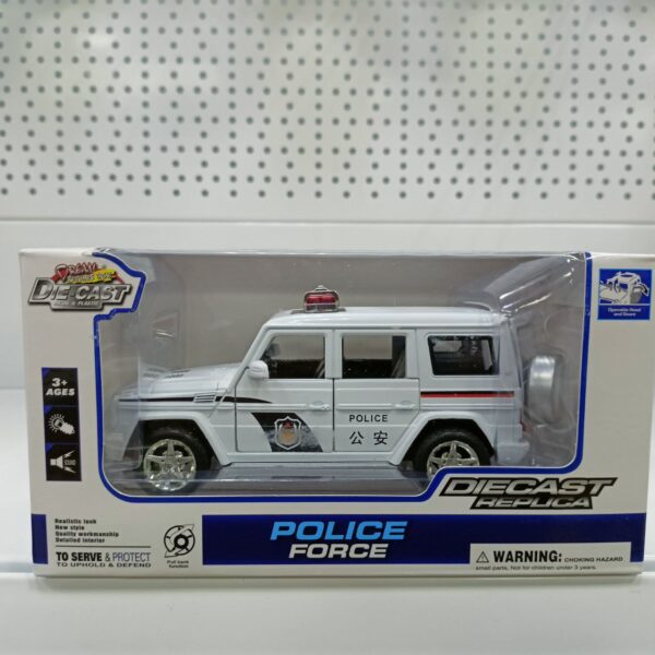 Машинка Die-cast "Mercedes Benz G500" (Арт. 629B) 2