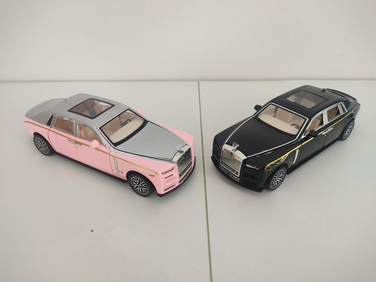 Машинка Die-cast "Rolls Royce Phantom" (Арт. A3214) 1