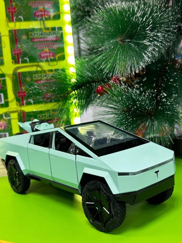 Машинка Die-cast "Tesla Cybertruck с мотоциклом" (Арт. B2424) 1