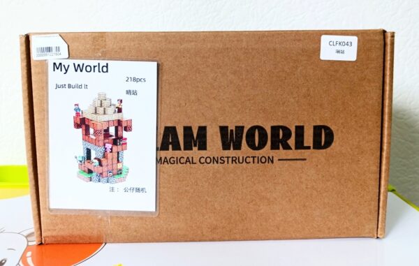 Магнитный конструктор "My World" (218 дет.+ 5 фигурок) (Арт. CLFK043) 2
