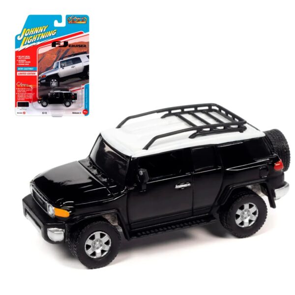 Машинка Johnny Lightning - Die-сast модель 2007 Toyota FJ Cruiser, масштаб 1:64, серия Classic Gold Collection 1