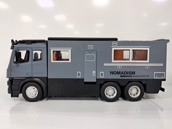 Машина Дом на колесах металлическая, Арт.W8802A 1