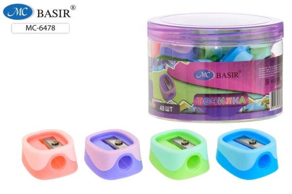 МС-6478 Точилка: одинарная, пластиковая /4 цвета-комбинированные/, размер 3,5*2,5 см; в прозрачной пластиковой банке. 1