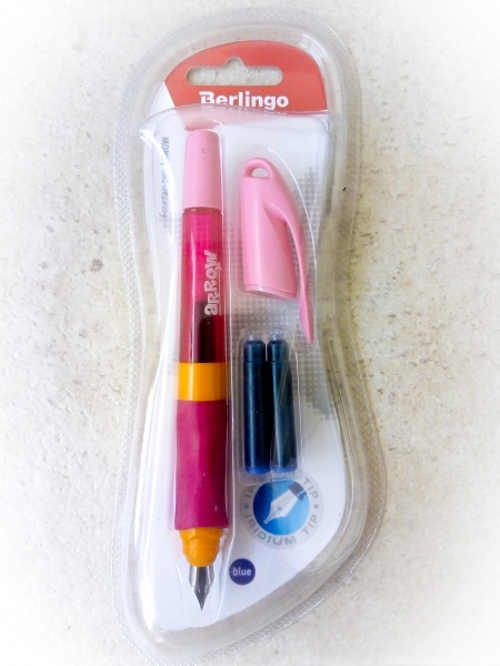 Перьевая ручка с чернилами Berlingo Arrow 1