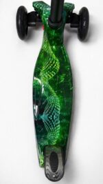 Самокат 3-х колесный S00225, принт "Змея" 2