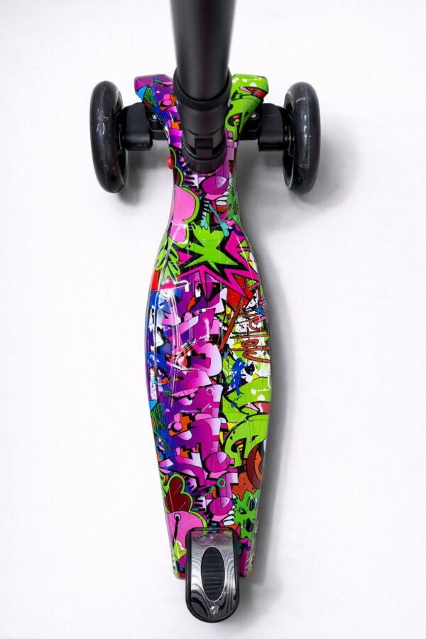 Самокат 3-х колесный складной S00098, принт "Яркое граффити" 2