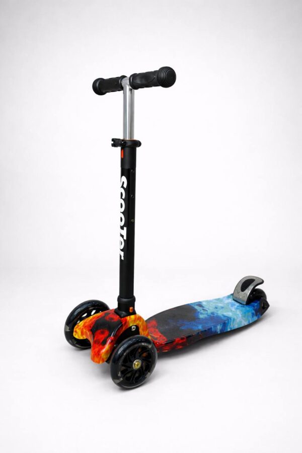 Самокат 3-х колесный складной S00225, принт "Пламя" 1