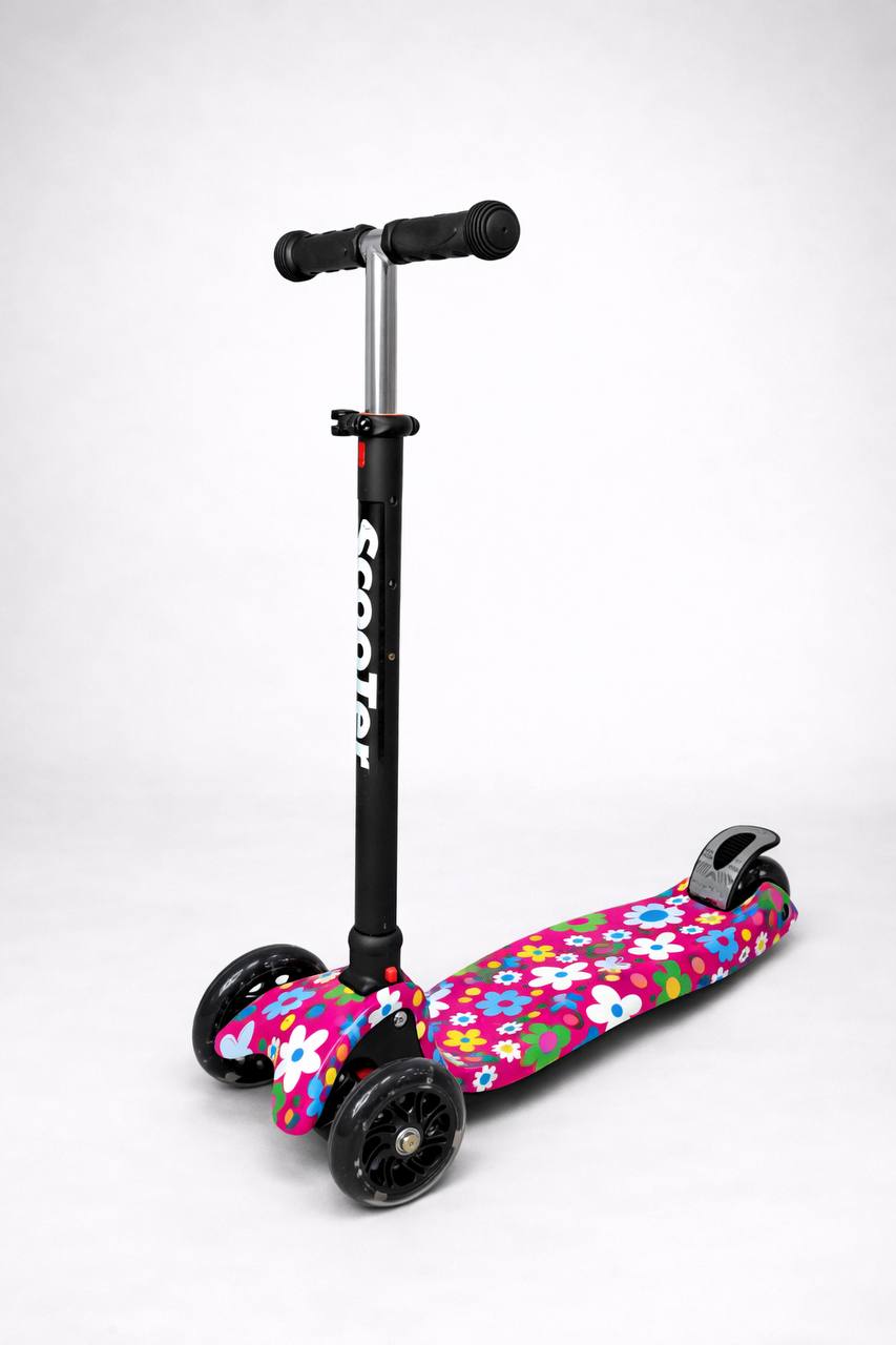 Самокат 3-х колесный складной S00225, принт "Цветы на розовом фоне" 1 Самокат 3-х колесный складной S00225, принт "Цветы на розовом фоне" 1