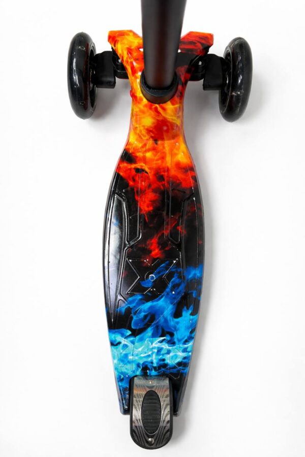 Самокат 3-х колесный S00225, принт "Пламя" 2